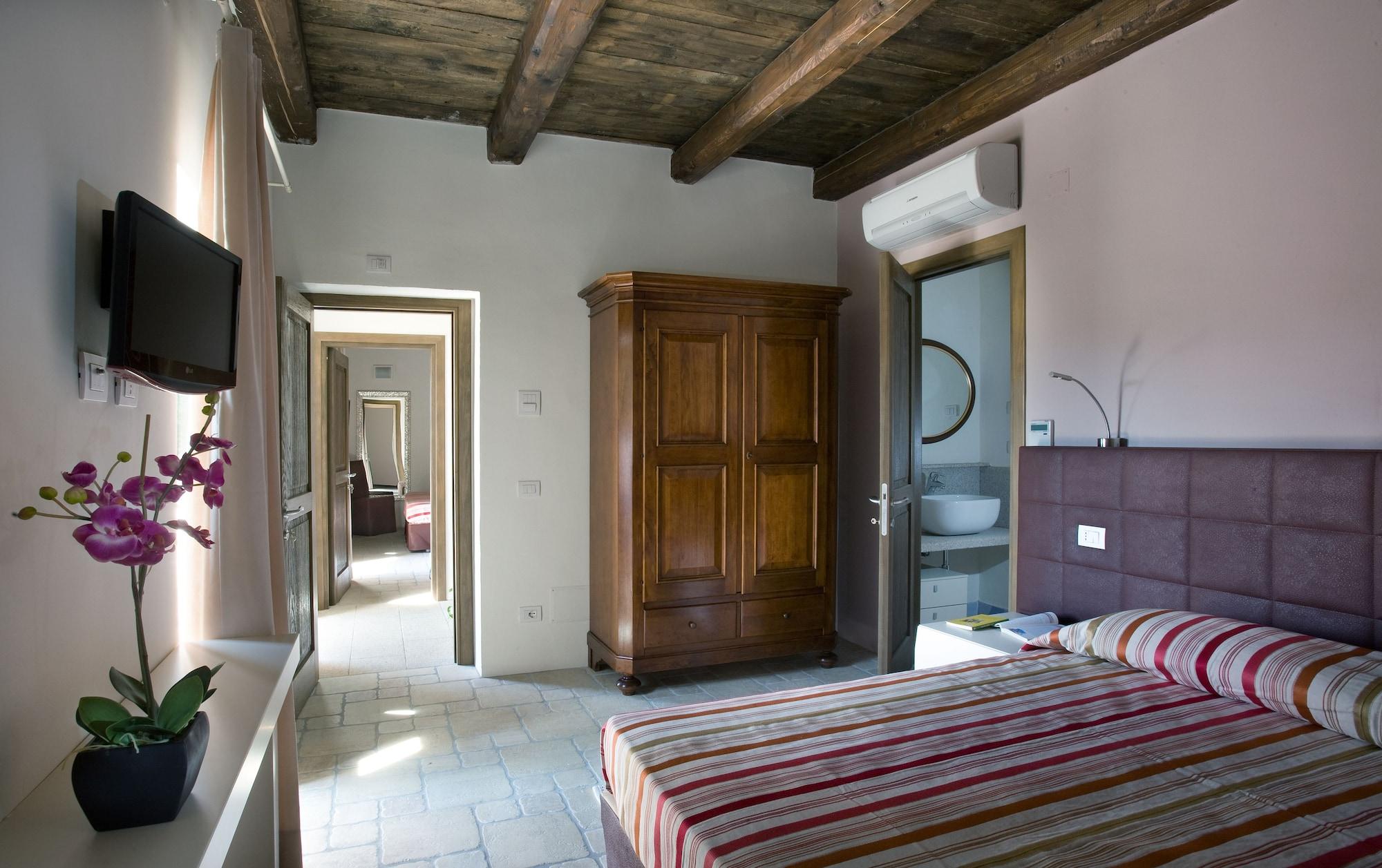 Liscia Country Relais Guest House Sant'Antonio di Gallura Ngoại thất bức ảnh