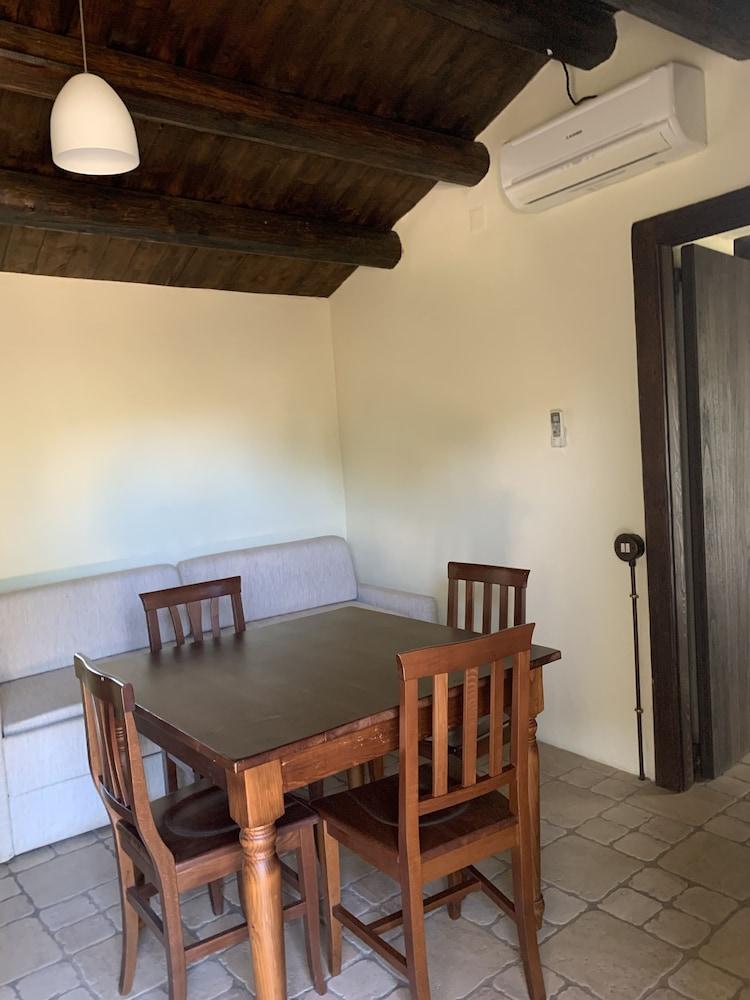 Liscia Country Relais Guest House Sant'Antonio di Gallura Ngoại thất bức ảnh