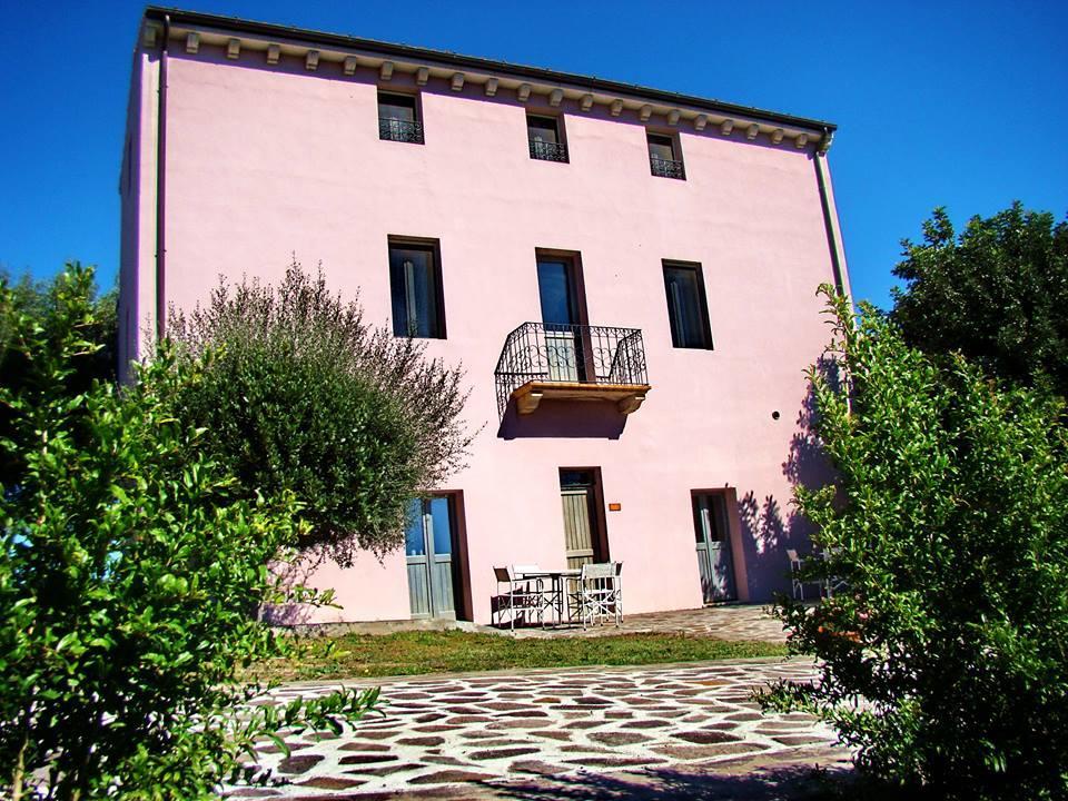 Liscia Country Relais Guest House Sant'Antonio di Gallura Ngoại thất bức ảnh