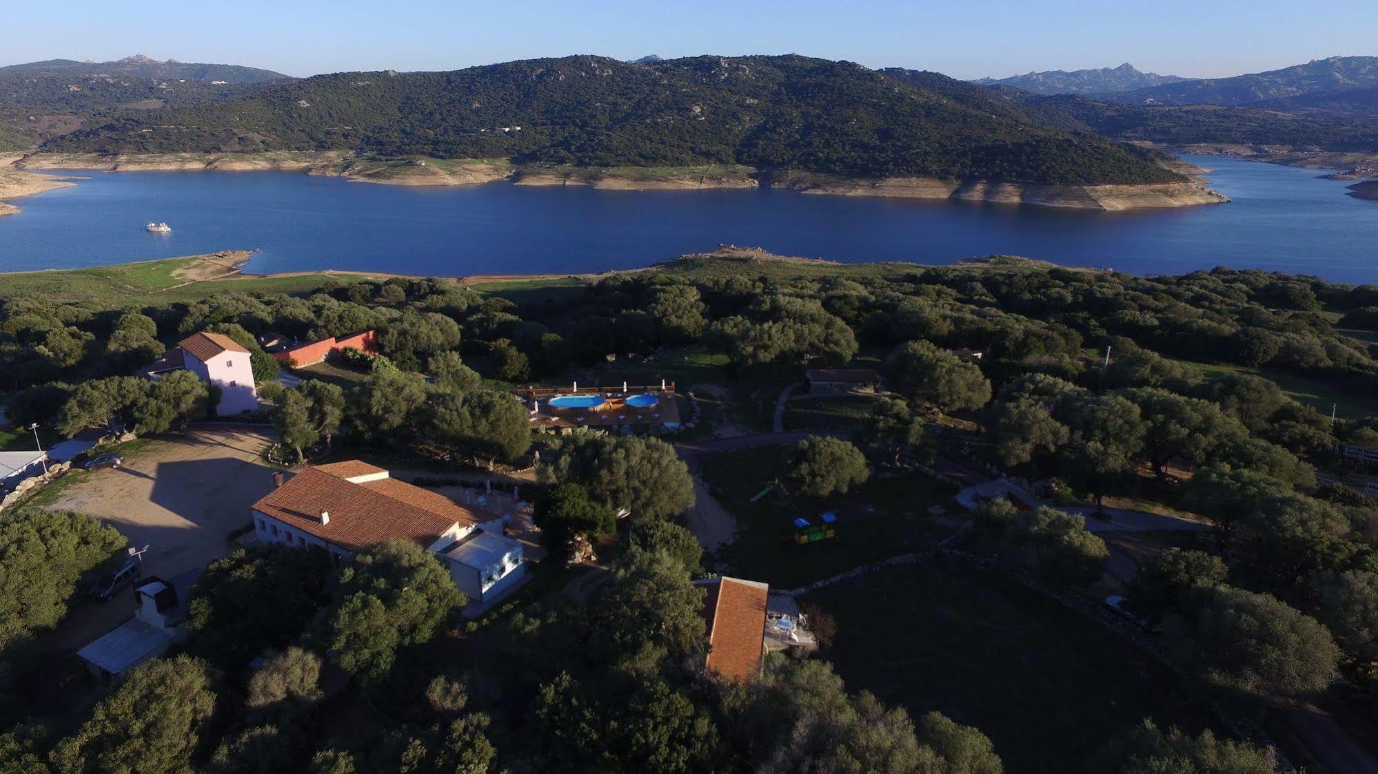 Liscia Country Relais Guest House Sant'Antonio di Gallura Ngoại thất bức ảnh